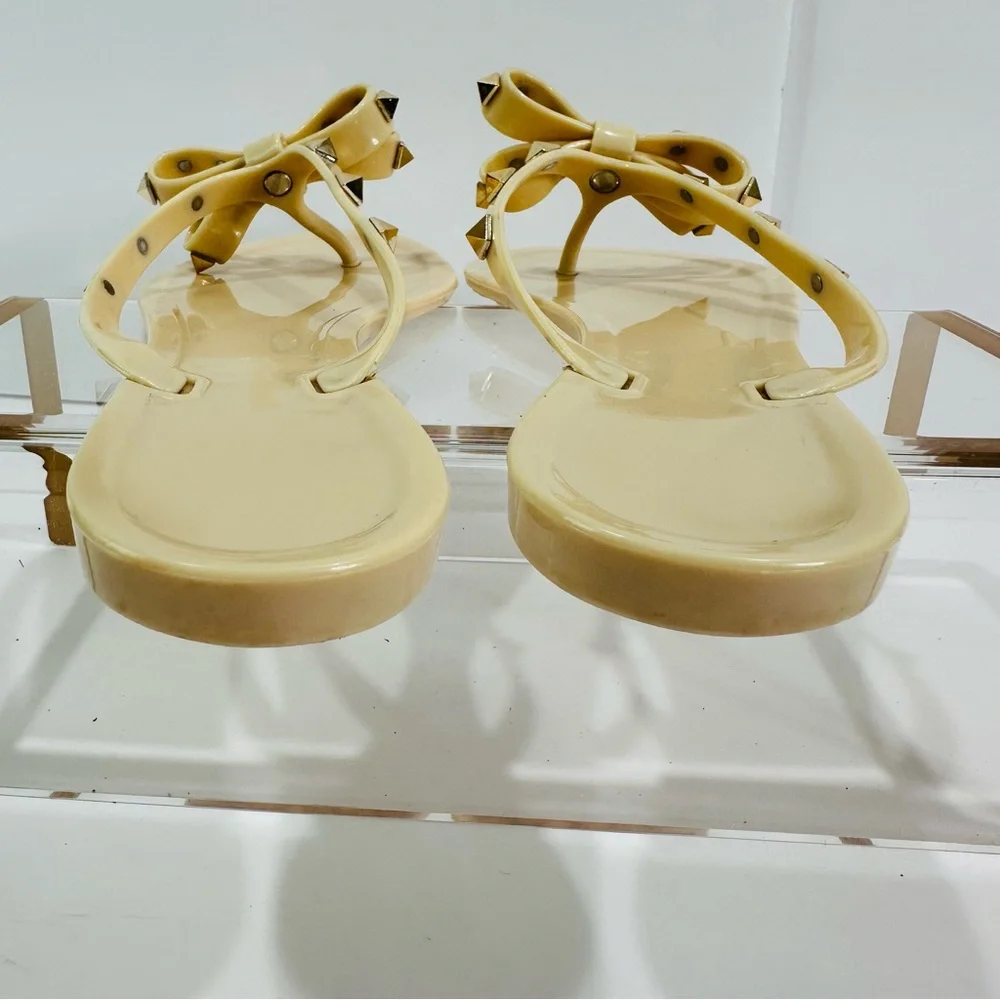 Italian Cream Jelly Sandals Gold Stud Embellished Size 9